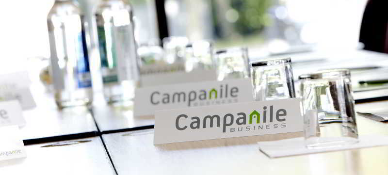 Campanile Hotel Вейкфілд Екстер'єр фото